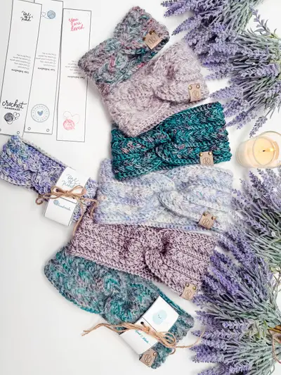Wheat Stitch Ear Warmers in lavender and teal with printable gift wraps