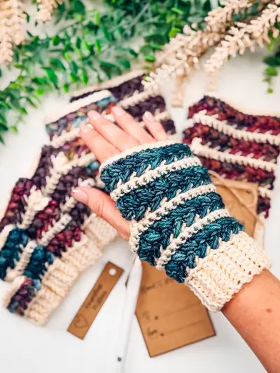 Wheat Stitch Fingerless Mittens