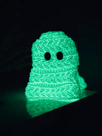 Glow in the dark Wheat Stitch Ghost glowing green