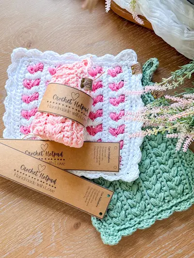 Wheat Stitch Scalloped Hotpads in pink and white hearts with kraft labels