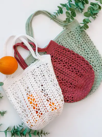 Willow Mesh Market Bags in cream, red and sage with an orange inside
